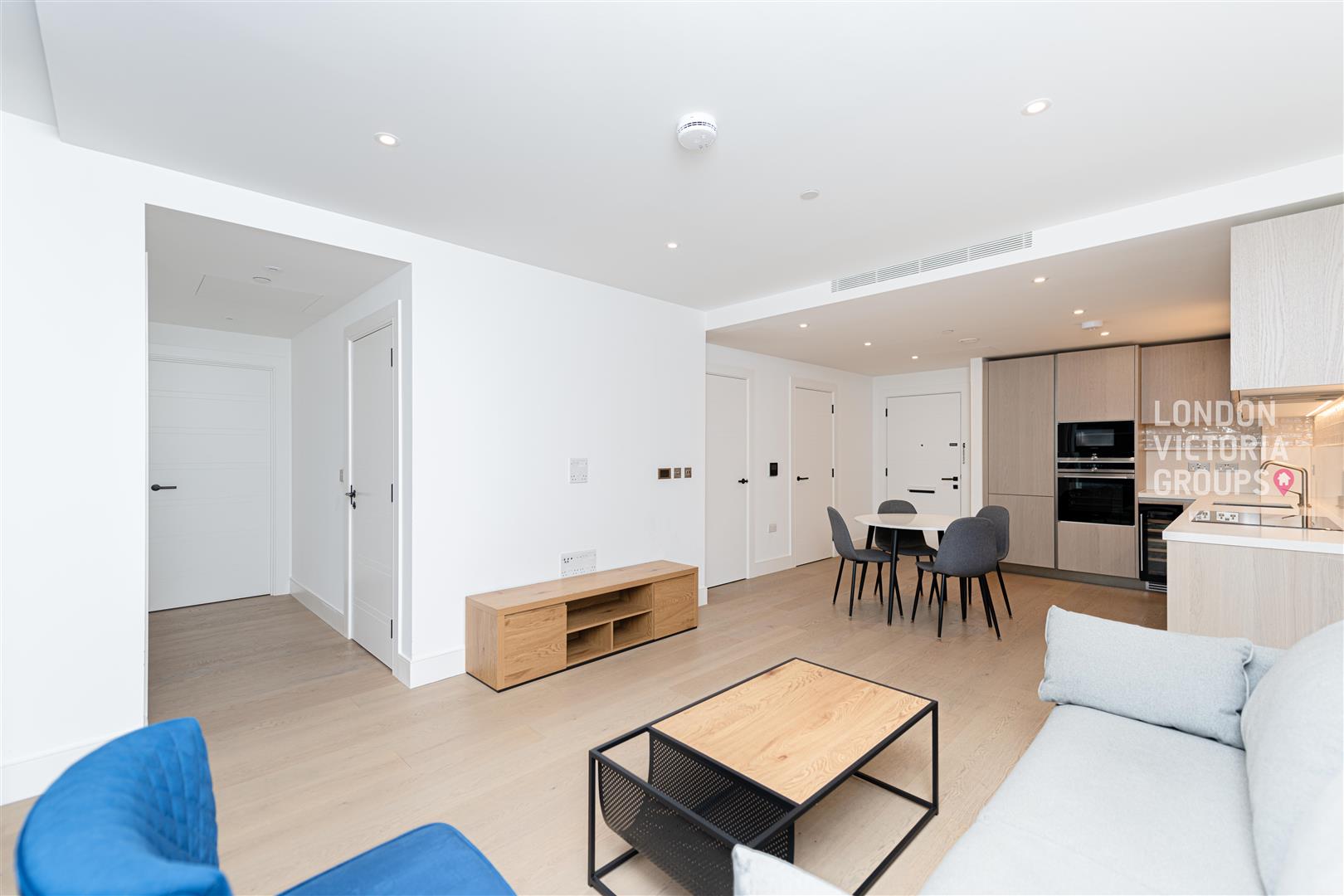 2 bed property in Salisbury House, 5 Palmer Road, London